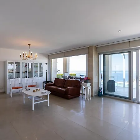 Charming With Sea View In Villa Bodrum