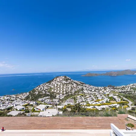 Charming With Sea View In Villa Bodrum