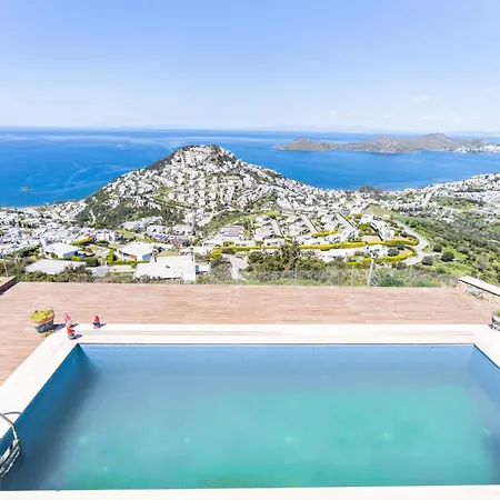 فيلة Charming With Sea View In